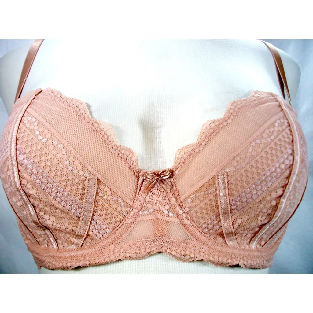 b.tempt'd 951243 by Wacoal b.cherished Underwire Bra 32C Nude