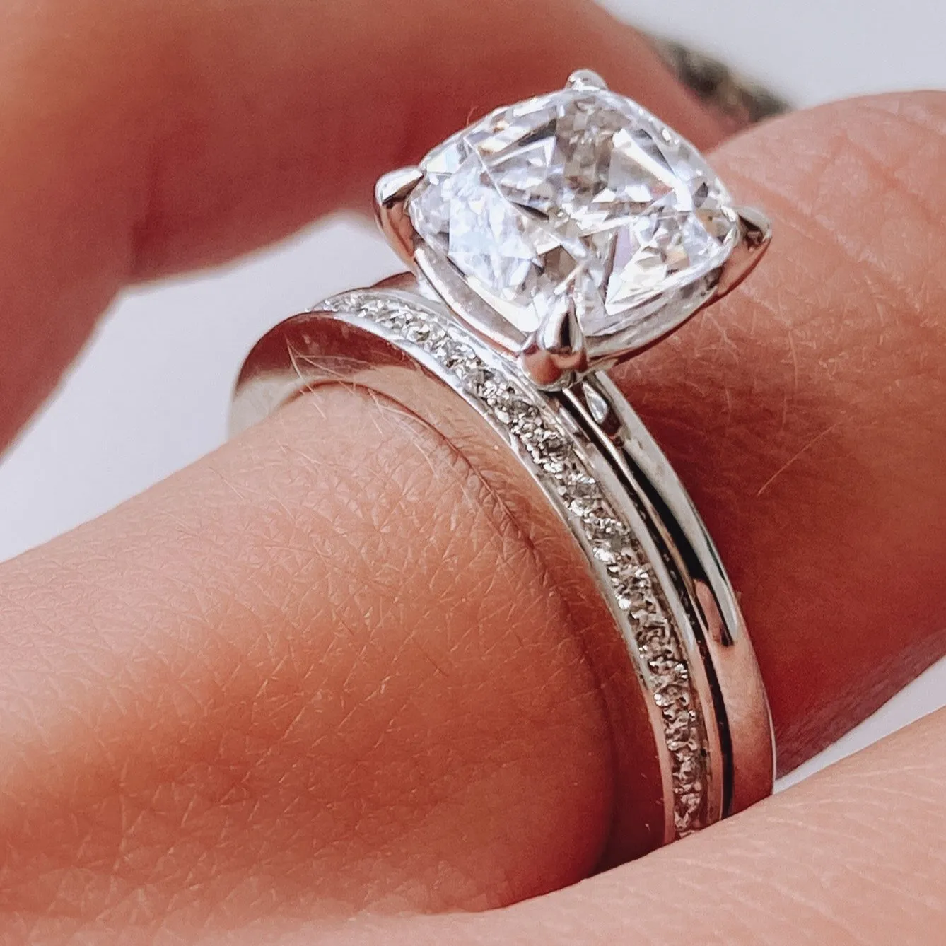Crown Ring 14K White Gold Full Eternity Wedding Band