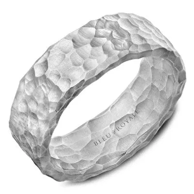 Diamond Cut 14K Gold Hammered Band