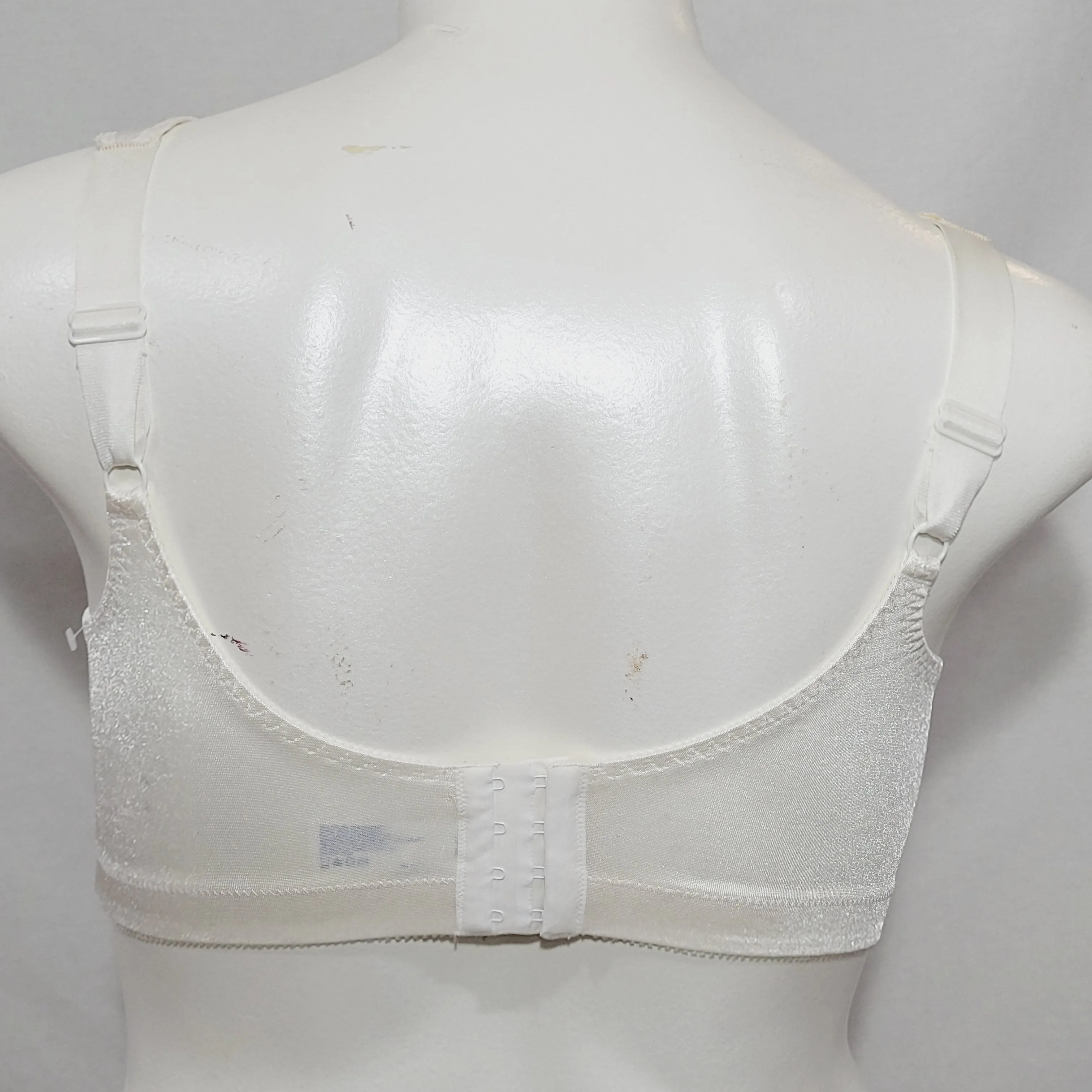 Exquisite Form 2558 Jacquard Satin Divided Cup Wire Free Bra 42B White NWOT
