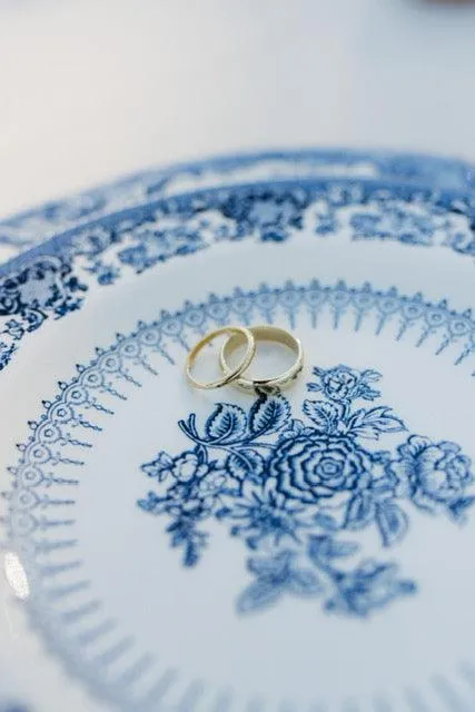 ISHKAR Wedding Bands