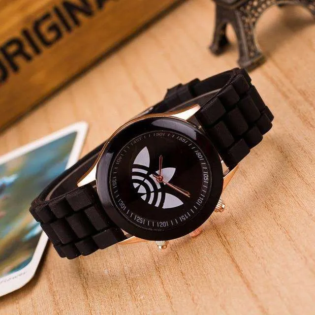 Watches Men Women Ladies Quartz wristwatches black white Analog Ladies Wrist Watch Watches women clock drop ship